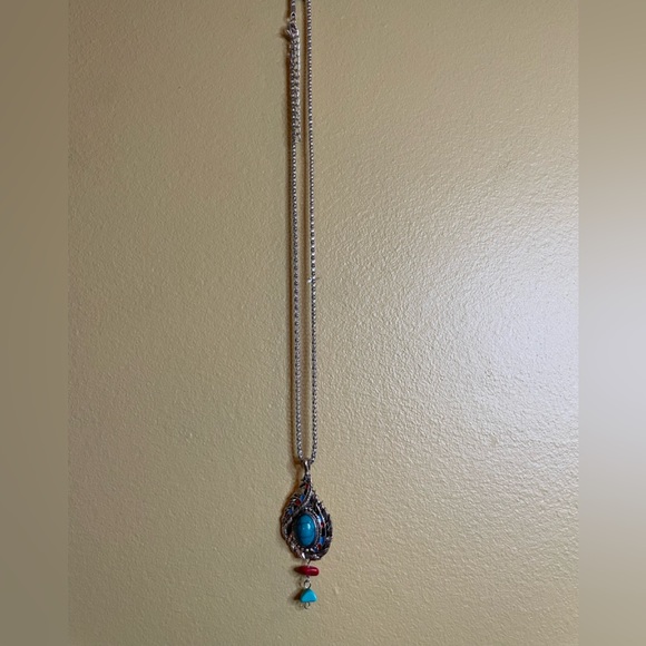 Turquoise & Silver Jewelry - Necklaces (2) & Earring (1) - Picture 6 of 11